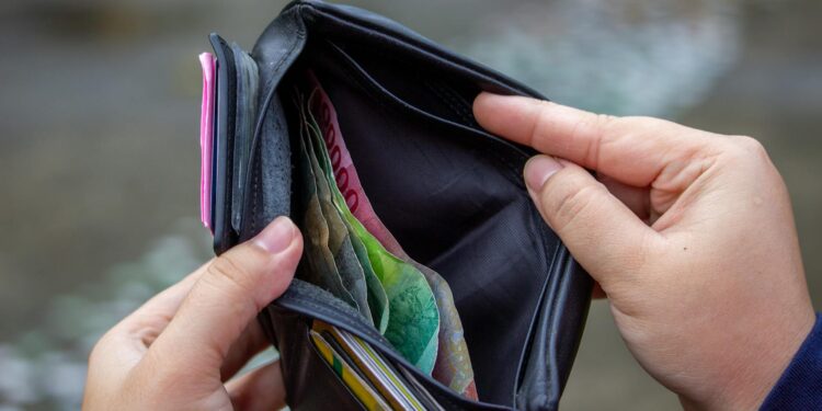 Tantangan para Gen Z: Banyak nabung tapi rentan miskin